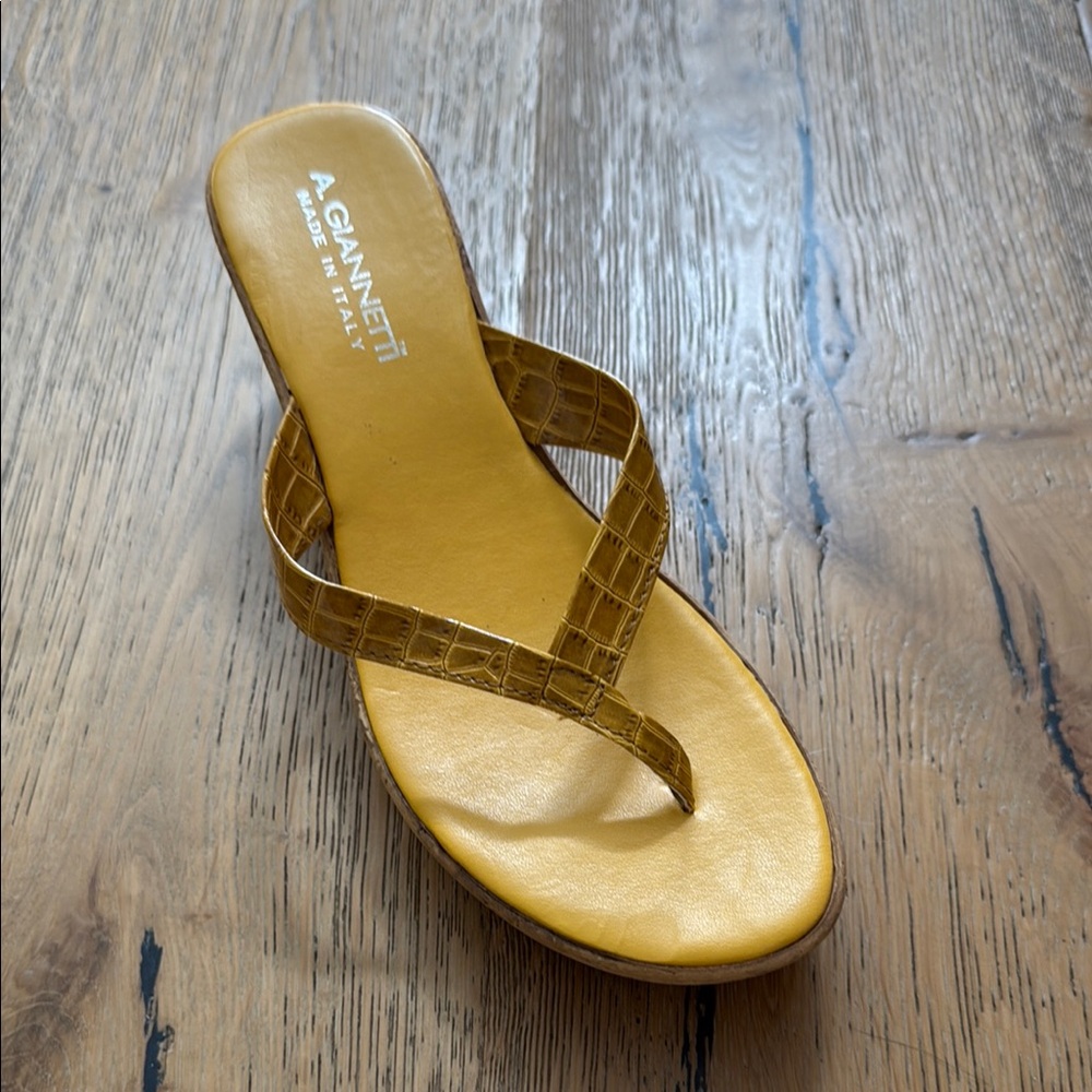 A. Giannetti Yellow Sandals Chic Summer Style - Picture 4 of 15